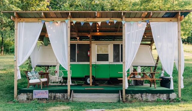 Lost Hill Lake Charming Camper