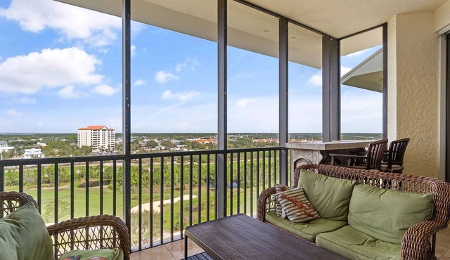 Lost Key Penthouse C1003, Unlimited Golf