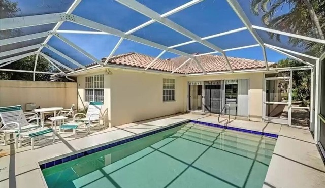 Lost Lake Golf Home, 2BD/2BA, Pool/Lanai , New Kitchen coming - Winter '26 Avail