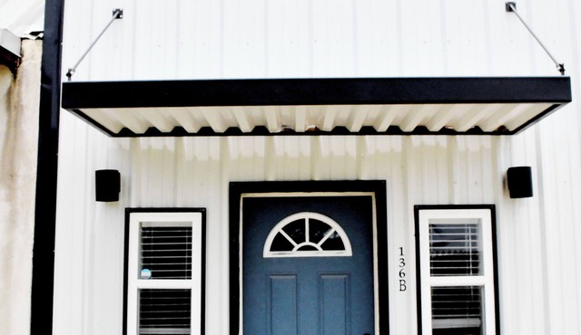 Lost Pines Escape in Bastrop-2 bedroom 1.5 bathn28 mls to Circuit of Americas F1