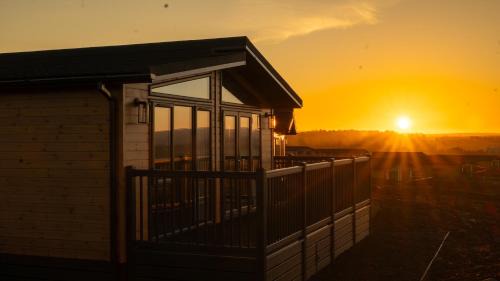 Lost Shore Surf Resort