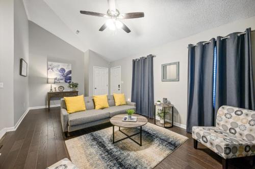 Lots of Hot Spots & Activities Near This Townhome