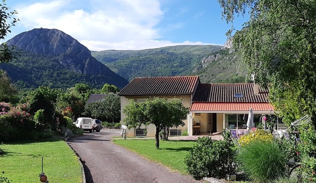 Lotus cottage single storey house