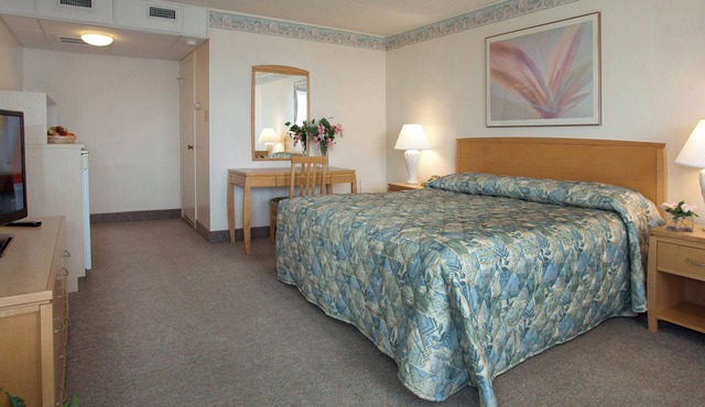 Lotus Inn - Deluxe Guest Room