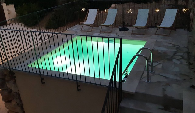 Lou baïto, gite in the heart of the baronies park