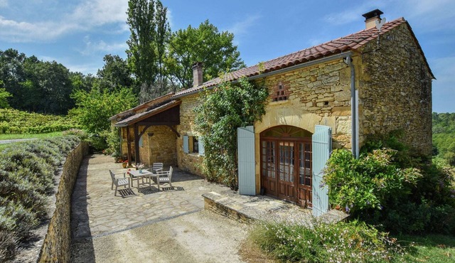 Loubejac Garden Escape