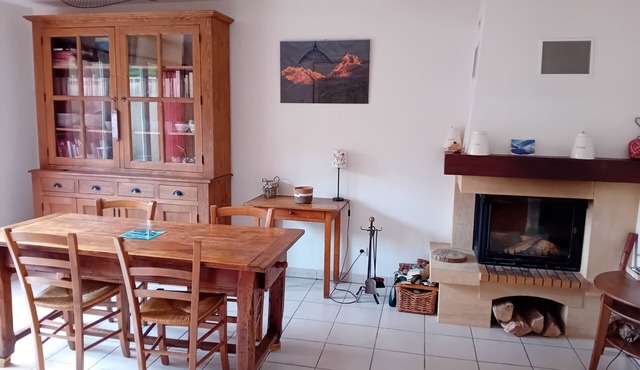 Loudenvielle 50m from the lake and Skyvall cosy house superb mountain views