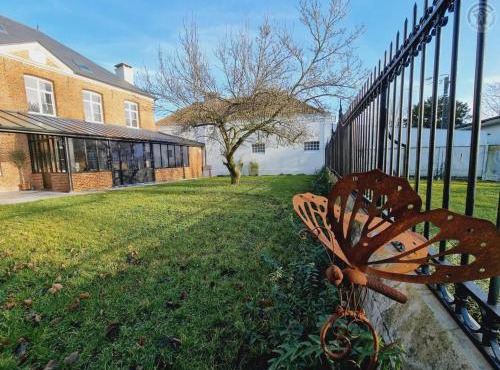 Louez une Maison de Maître pour 11 Pers. à Arneke - Jardin, WiFi et Proche Commerces - FR-1-510-219