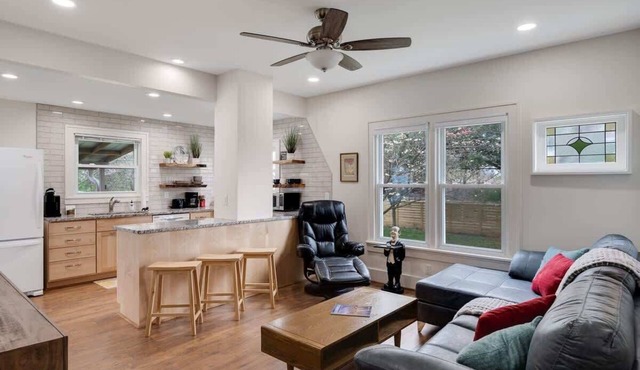 Louisville Charm | Ideal Location | Walkable | 3BR
