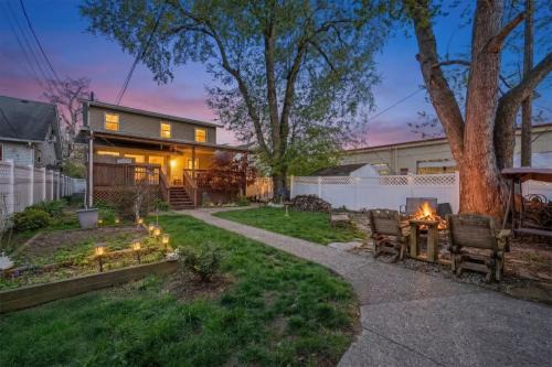 Louisville Retreat with Firepit - Fenced Yard - Grill - Family Friendly