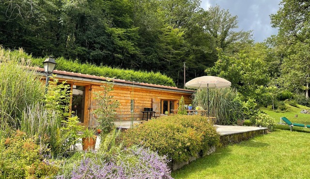 Löuloue - a cottage by the river