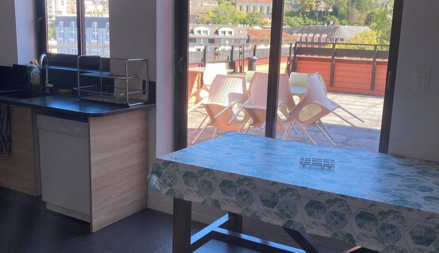 Lourdes rooftop apartment