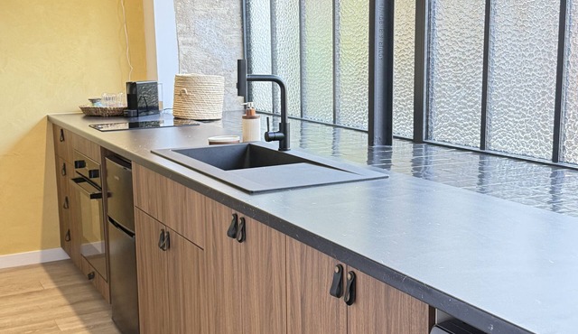 Love getaway with outdoor spa