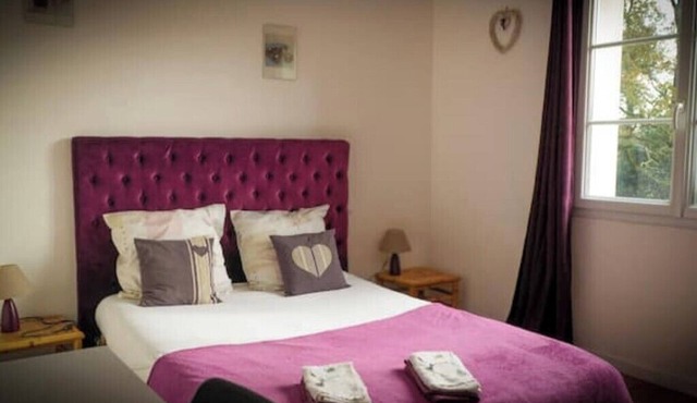 Love" guest room