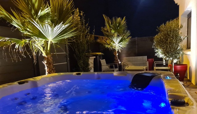 Love House, Une Bouteille de Champagne Offerte