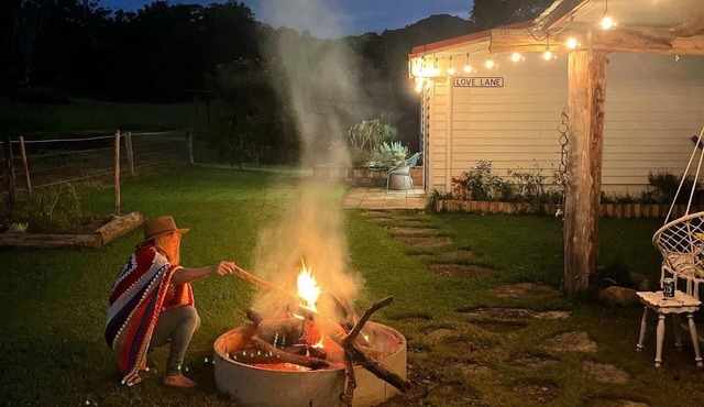 Love Lane Farmstay- Romantic couples Cottage Escape