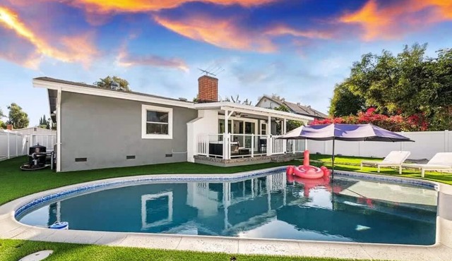 Love & LuxuryHeart Shaped Pool Paradise