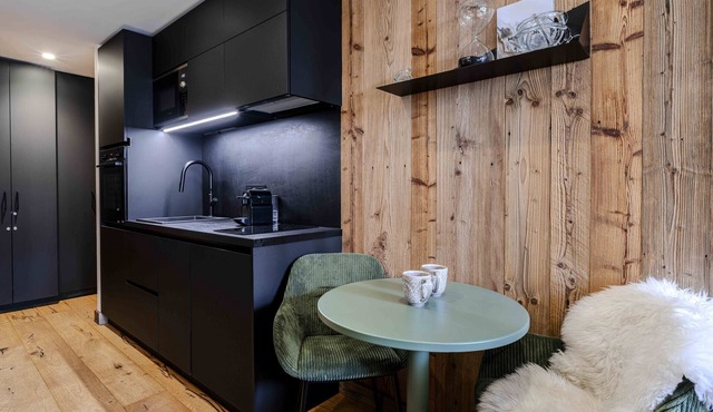 Love me tender Clocher Megève parking casino nouv