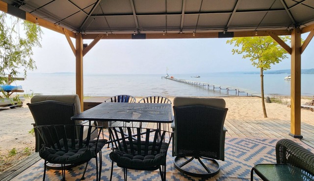 Love North Shore Cherry Cove Beachfront On West Grand Traverse Bay In Leelanau!