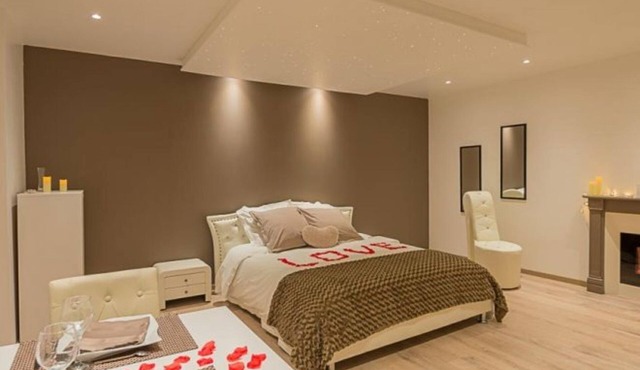 Love Room - Auvergne, Massif Central, at the Foot of the Volcanoes