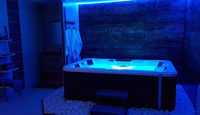 LOVE ROOM COSY LOVE & SPA, SAUNA, HAMMAM, PRIVATE SPA