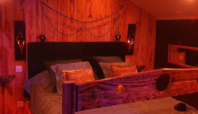 Love Room en Vendée Les Secrets du Château