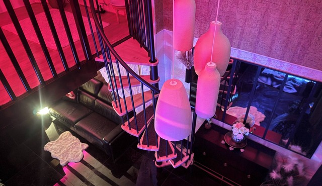 Love Room Perpignan Jacuzzi tantra swing