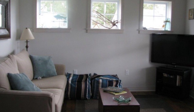 Love's Anchor By The Sea - Upper Island Cove