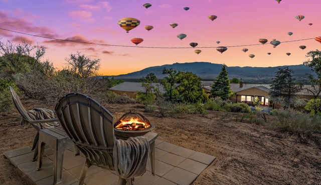 Love Shack Cozy Corrales Country Getaway