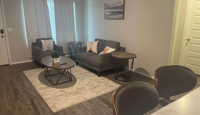 Love stay brand new 3-bedroom two full bath house in serene Broken Arrow