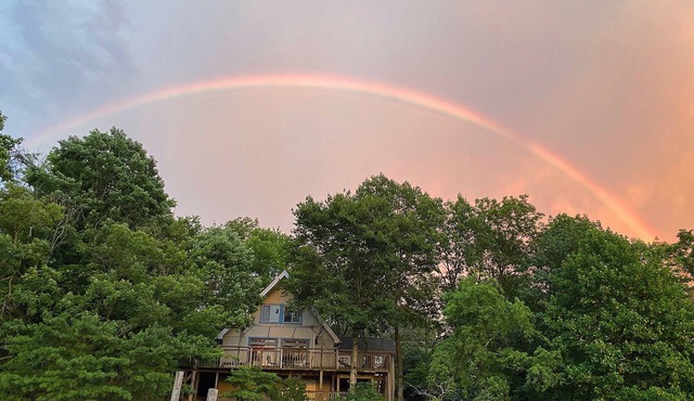 Love Sunsets? Glory in a natural, cozy, rustic setting