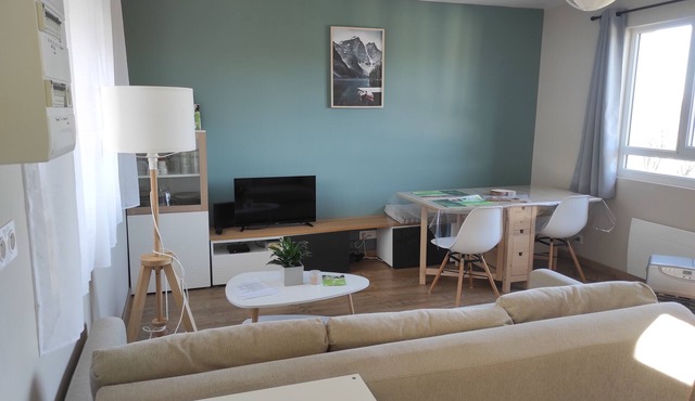 Lovely detached single-storey house