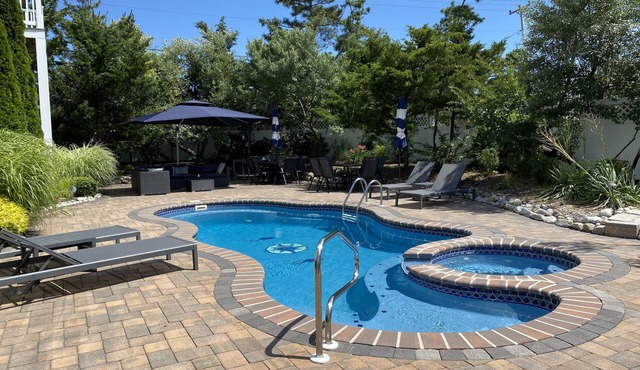 Loveladies- Private Lane 4BR/Pool-Steps to Ocean/Ocean & Bay Views