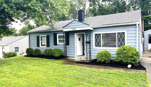 Loveland Family Home: 3BR, 2 Living Areas, Free Parking