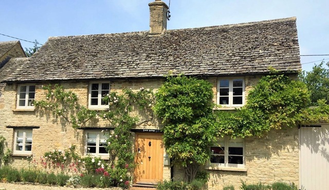 Lovell Cottage - sleeps 6 guests in 3 bedrooms