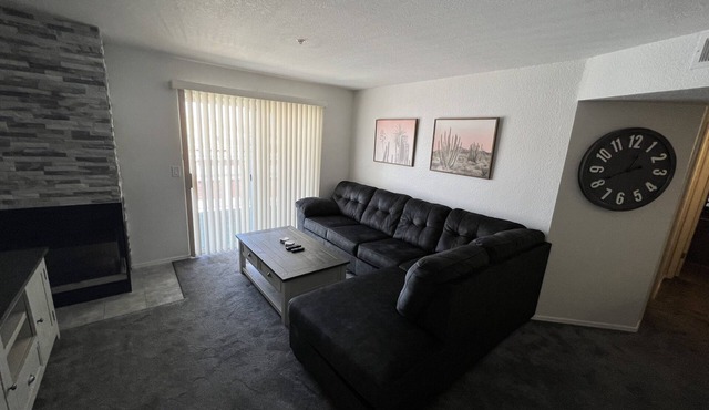 Lovely 1 bed 1 bath just 3.5 miles from casino!
