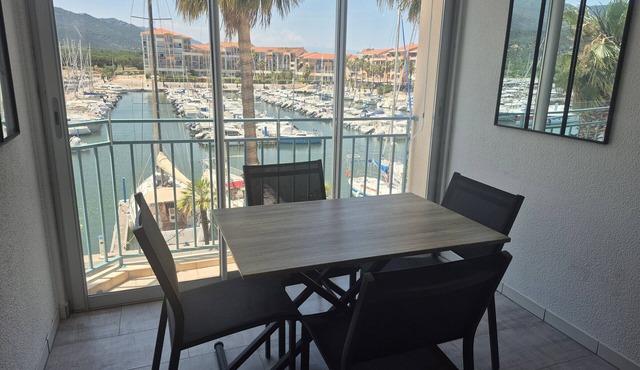 Lovely 1-bed apartment, 4 people, Port Argelès, near beach and shops, parking included