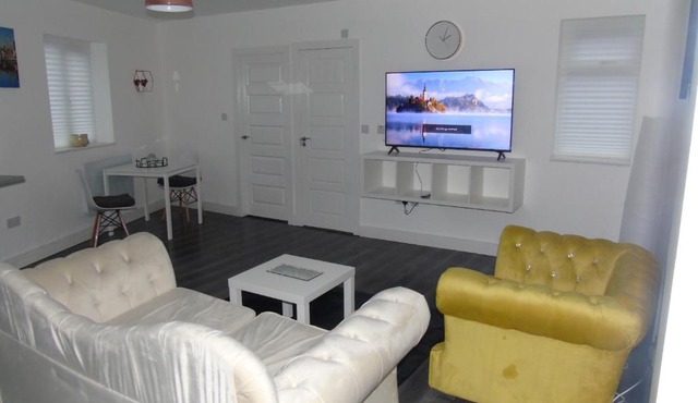 Lovely 1-Bed Apartment in Bolton