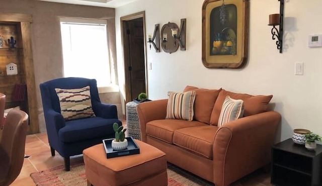 Lovely 1-Bedroom Adobe Escape