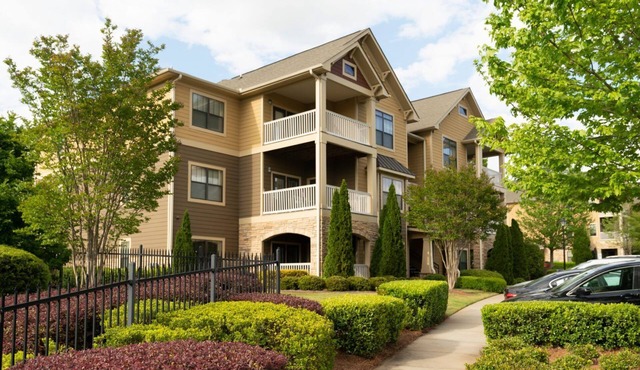 Lovely 1-bedroom apartment w/Pool + Wi-Fi