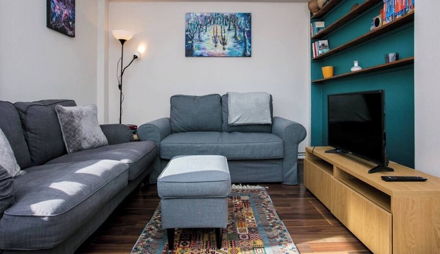 Lovely 1 Bedroom Apartment with Balcony in Dalston