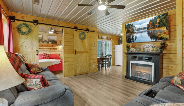 Lovely 1-bedroom cabin with AC in Southeast Ohio