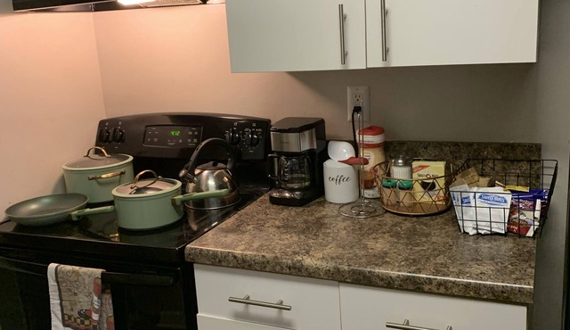 Lovely 1-bedroom ENTIRE space Near Ft Lauderdale