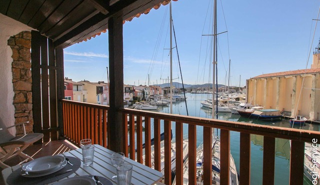 Lovely 1 bedroom flat fully renovated