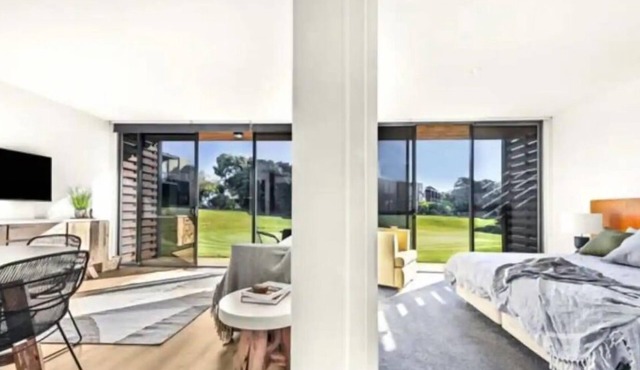 Lovely 1 Bedroom Holiday Apartment