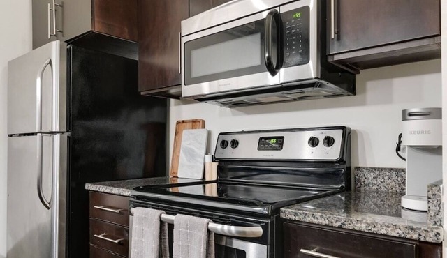 Lovely 1-Bedroom Loft with Free Parking and Wifi