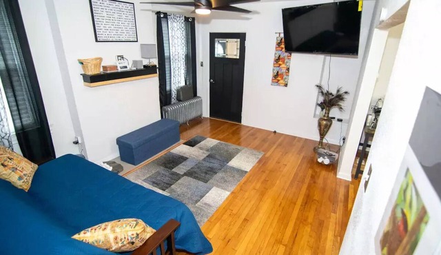 Lovely 1 bedroom rental unit that sleeps 4 adults