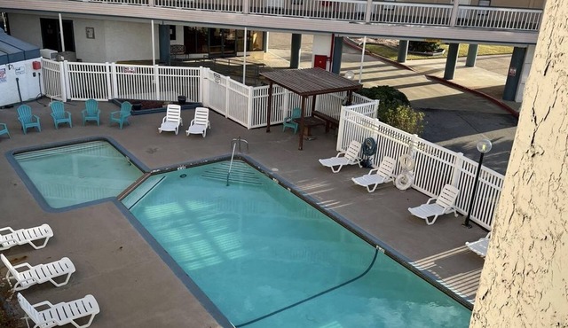 Lovely 1-bedroom condo on the beach