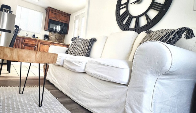 Lovely 1 bedroom beach-town apartment Cyclists paradise