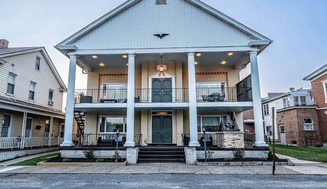 Lovely 1 bedroom with Free Parking, River Views